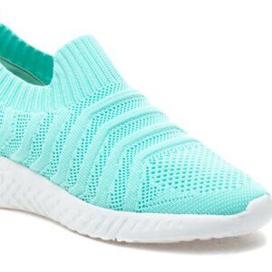 NWOB J/Slides NY DEERIE Ice Green Knit Sneakers Size